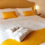 Be Langhe In Monforte - Di Cascina Πανσιόν Monforte dʼAlba