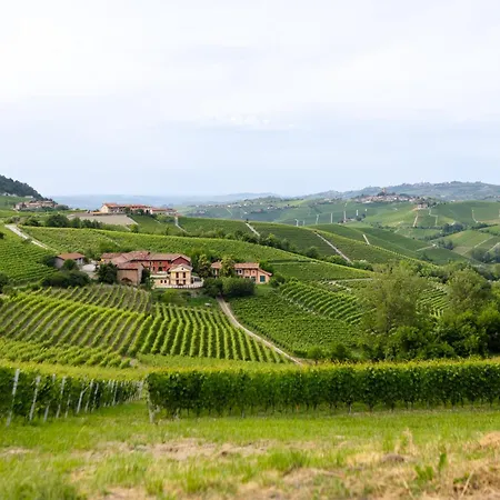 Be Langhe In Monforte - Di Cascina Monforte dʼAlba