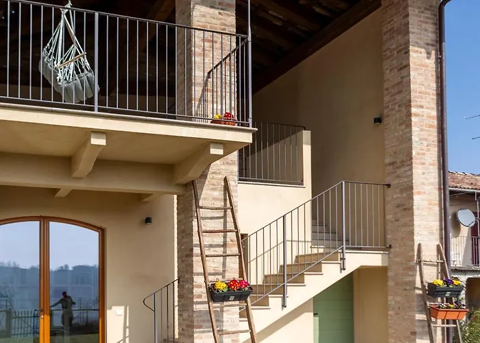 Be Langhe Monforte - Di Cascina 3* Monforte dʼAlba
